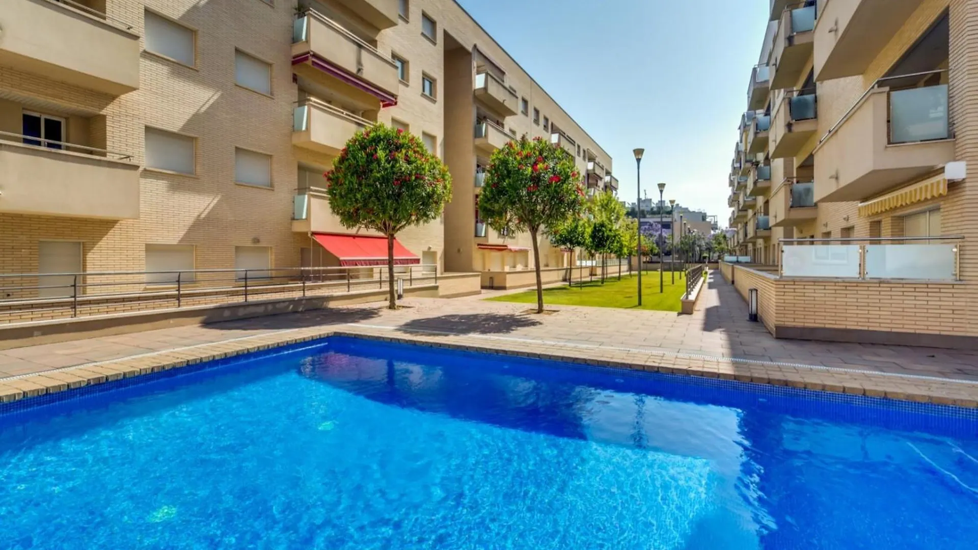 Vivalidays Alicia - Fenals - Lloret De يوريت دي مار 0*,